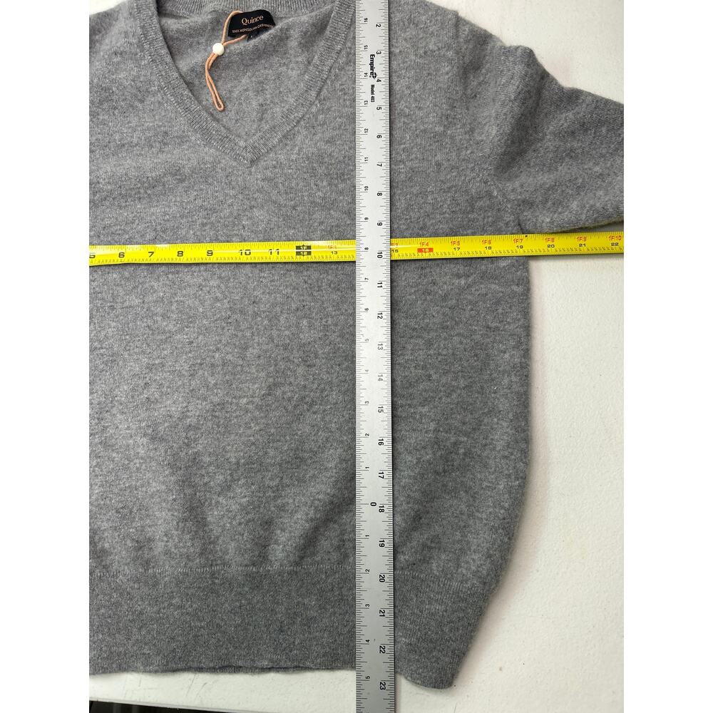 Quince NWOT 100% Mongolian Cashmere Brushed V-neck Sweater in Heather Gray Sz L - Picture 6 of 8